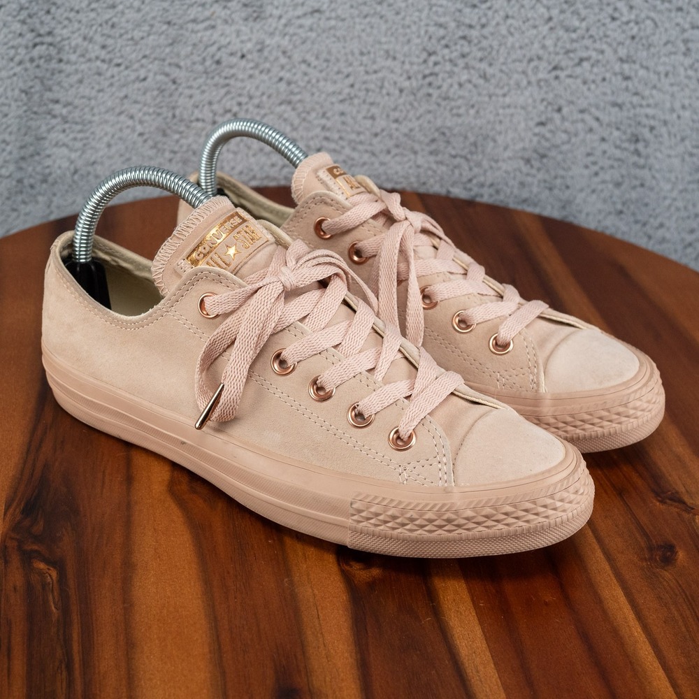 Converse All Star Blush Suede Low Top Chuck Taylor Sneakers Womens Sz 8